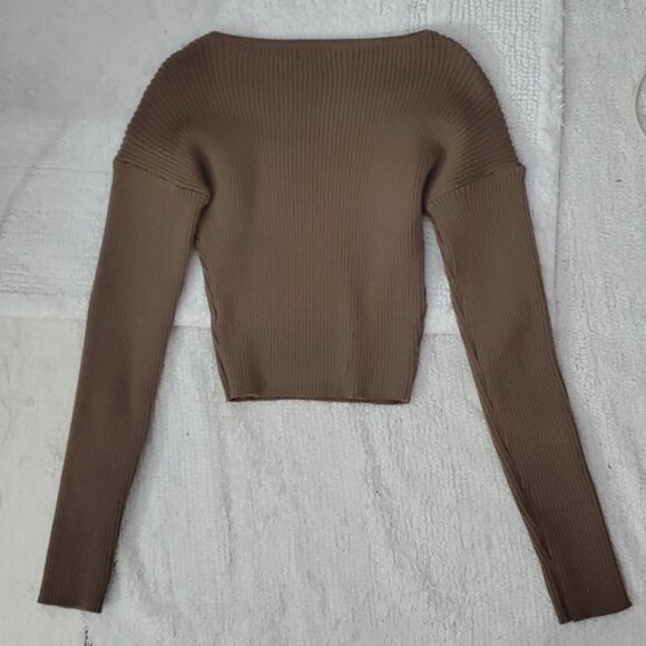 Taupe Sandy Brown Cropped Long Sleeve Knit Top Scoop Neck- M - Picture 6 of 7